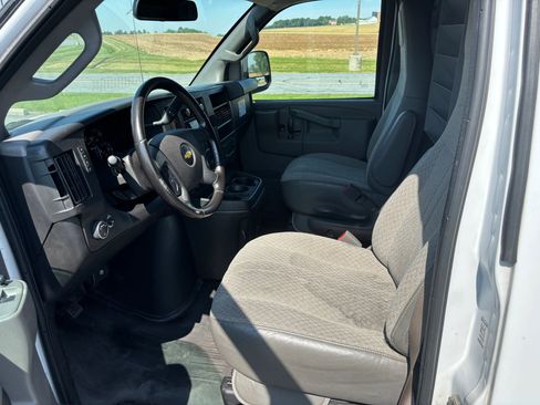 Used 2020 Chevrolet Express 2500 w/ Driver Convenience Package RWD image 17
