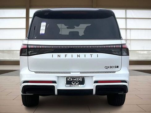 New 2026 INFINITI QX80 4WD image 4