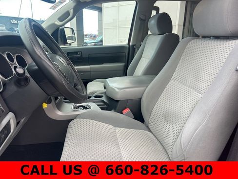 Used 2012 Toyota Tundra 4x4 CrewMax image 17