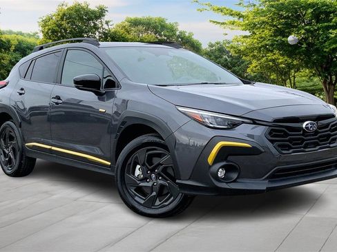 Used 2024 Subaru Crosstrek 2.5i Sport image 3