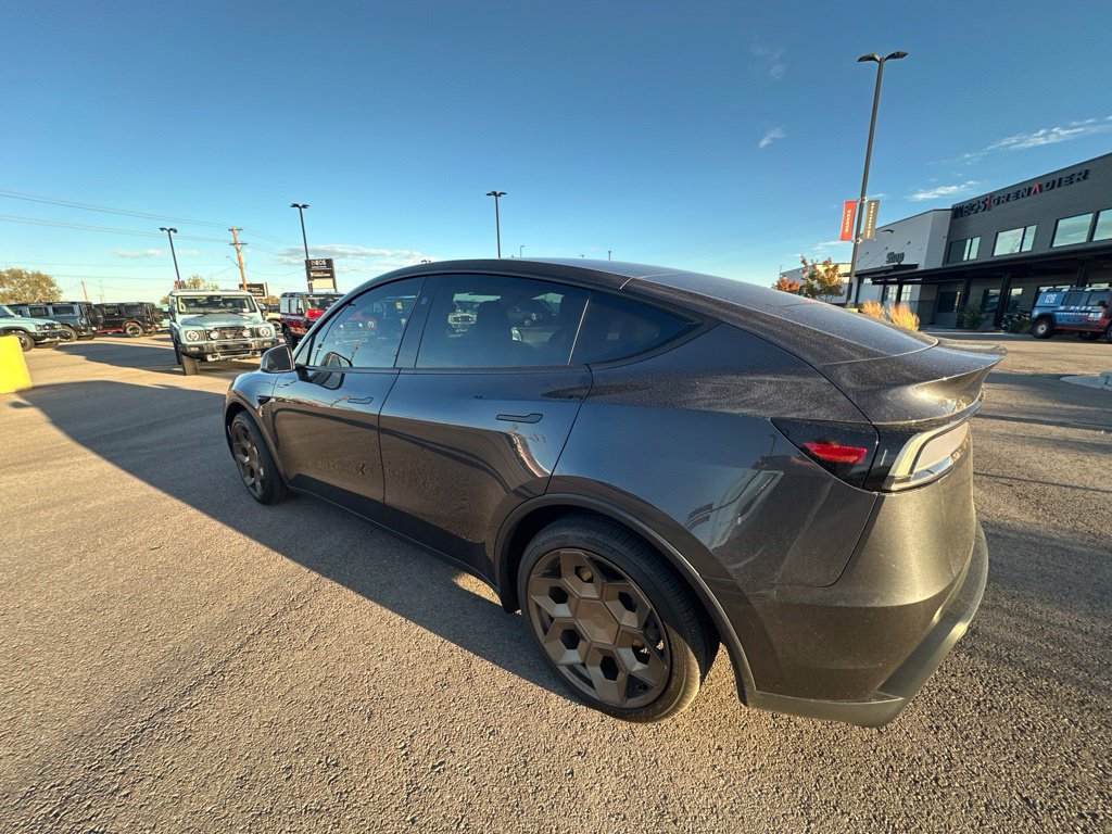 Used 2026 Tesla Model Y Long Range AWD/4WD image 7