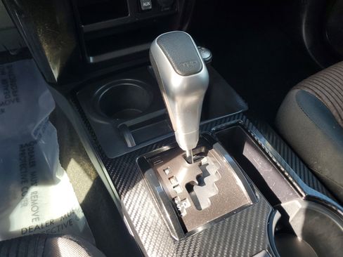 Used 2019 Toyota 4Runner TRD Off-Road image 25