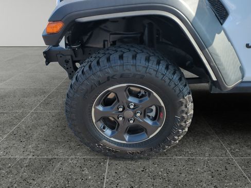 Used 2022 Jeep Wrangler Unlimited Sport image 17