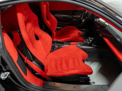 Used 2019 Ferrari 488 Pista Coupe RWD image 95