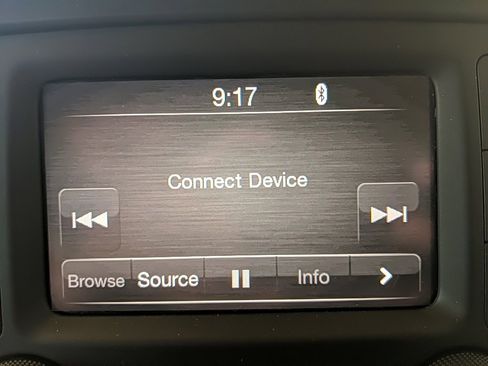 Used 2021 RAM 1500 Big Horn image 15