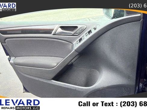 Used 2013 Volkswagen Golf 4-Door FWD image 22