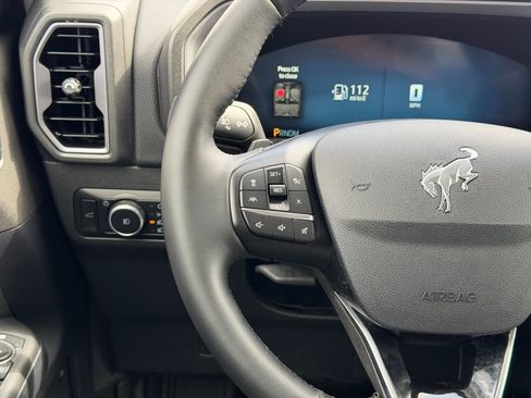 Used 2025 Ford Bronco Sport Badlands image 30