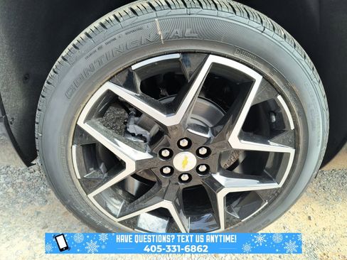 New 2026 Chevrolet Traverse High Country w/ LPO, Floor Liner Package image 9