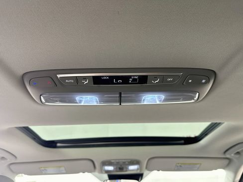 Used 2022 Kia Telluride S AWD/4WD image 26