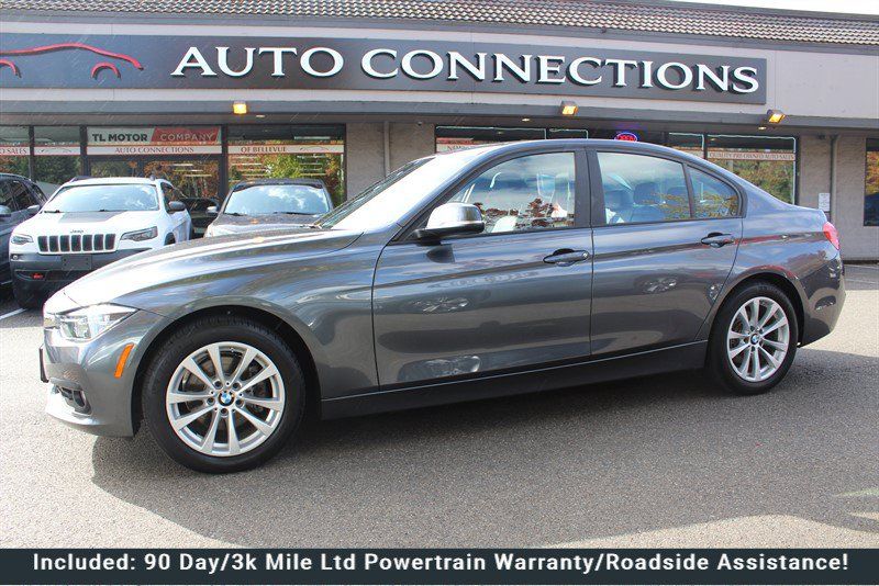 Used 2018 BMW 320i xDrive Sedan AWD/4WD image 1