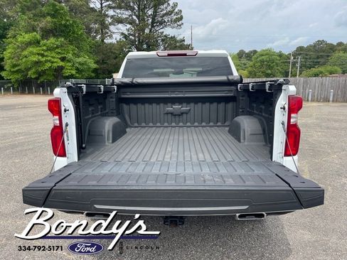 Used 2023 Chevrolet Silverado 1500 LT Trail Boss w/ Protection Package image 18