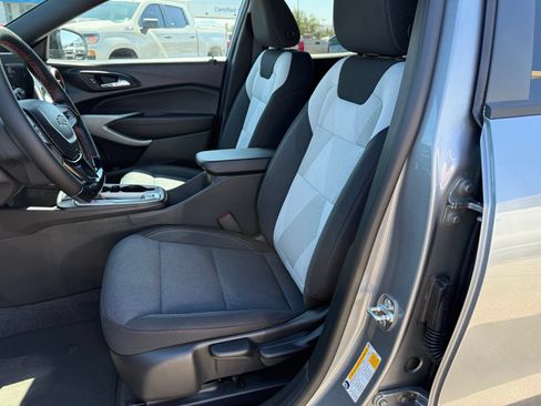 New 2026 Chevrolet Trax RS w/ Driver Confidence Package FWD image 30