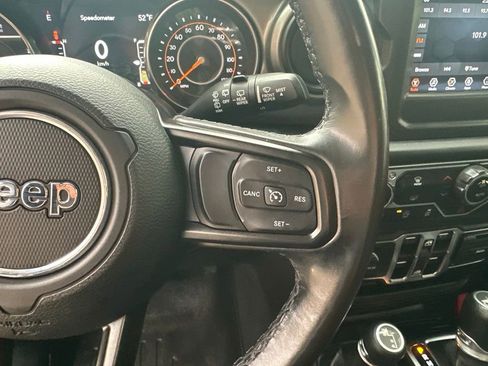 Used 2019 Jeep Wrangler Unlimited Sport S AWD/4WD image 11