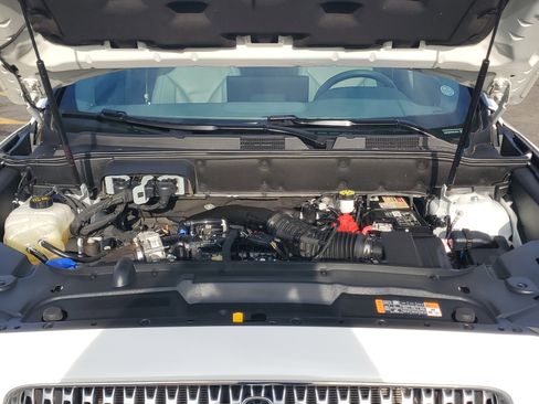 Certified 2022 Lincoln Nautilus Reserve w/ Equipment Group 202A image 8