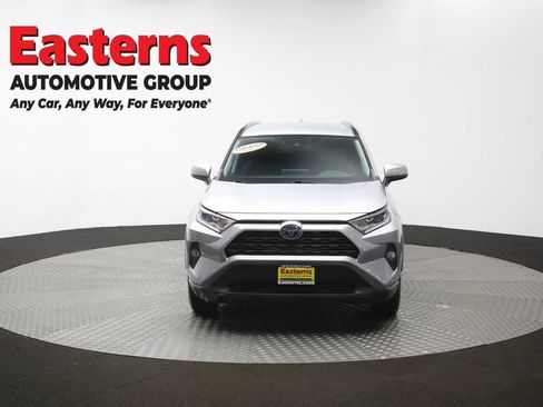 Used 2021 Toyota RAV4 XLE w/ XLE Grade Weather Package AWD/4WD image 54