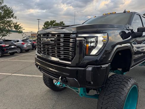 Used 2024 GMC Sierra 2500 Denali Ultimate AWD/4WD image 66