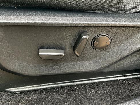 Used 2023 Ford F150 XLT w/ Equipment Group 302A High image 35