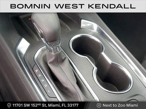 Used 2022 Chevrolet Traverse LT w/ Midnight/Sport Edition image 29