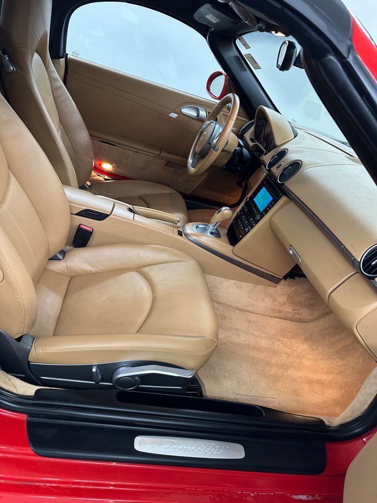Used 2010 Porsche Boxster RWD image 23