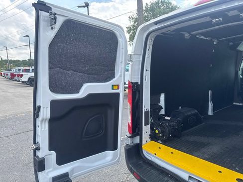 Used 2025 Ford Transit 350 Low Roof AWD image 28