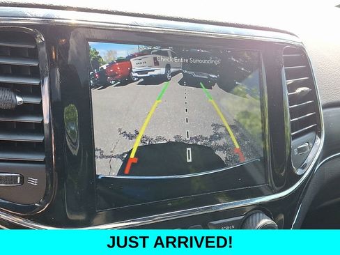 Used 2021 Jeep Grand Cherokee Limited AWD/4WD image 19