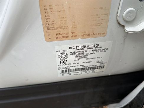 Used 2021 Ford Explorer Limited image 11