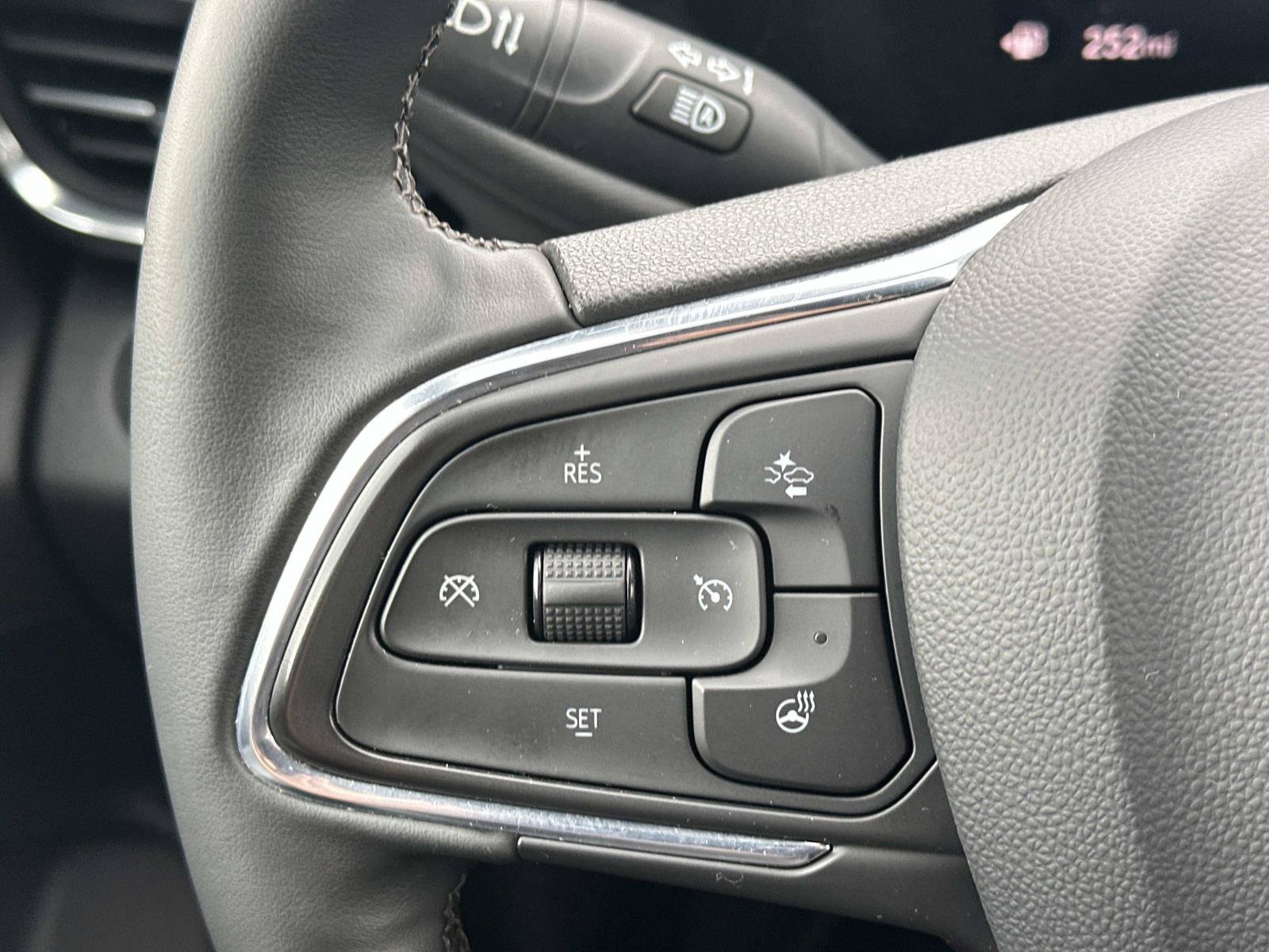 Certified 2024 Buick Envista Preferred w/ Convenience I Package FWD image 22