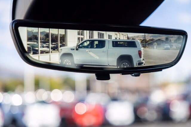Used 2022 GMC Sierra 1500 AT4 w/ Technology Package AWD/4WD image 48
