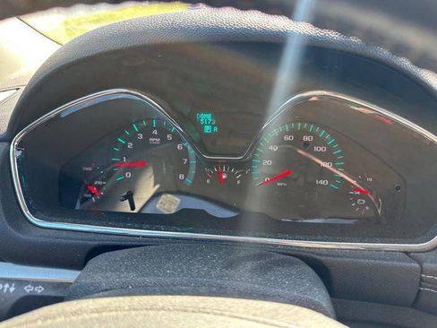 Used 2013 Chevrolet Traverse LT AWD/4WD image 40