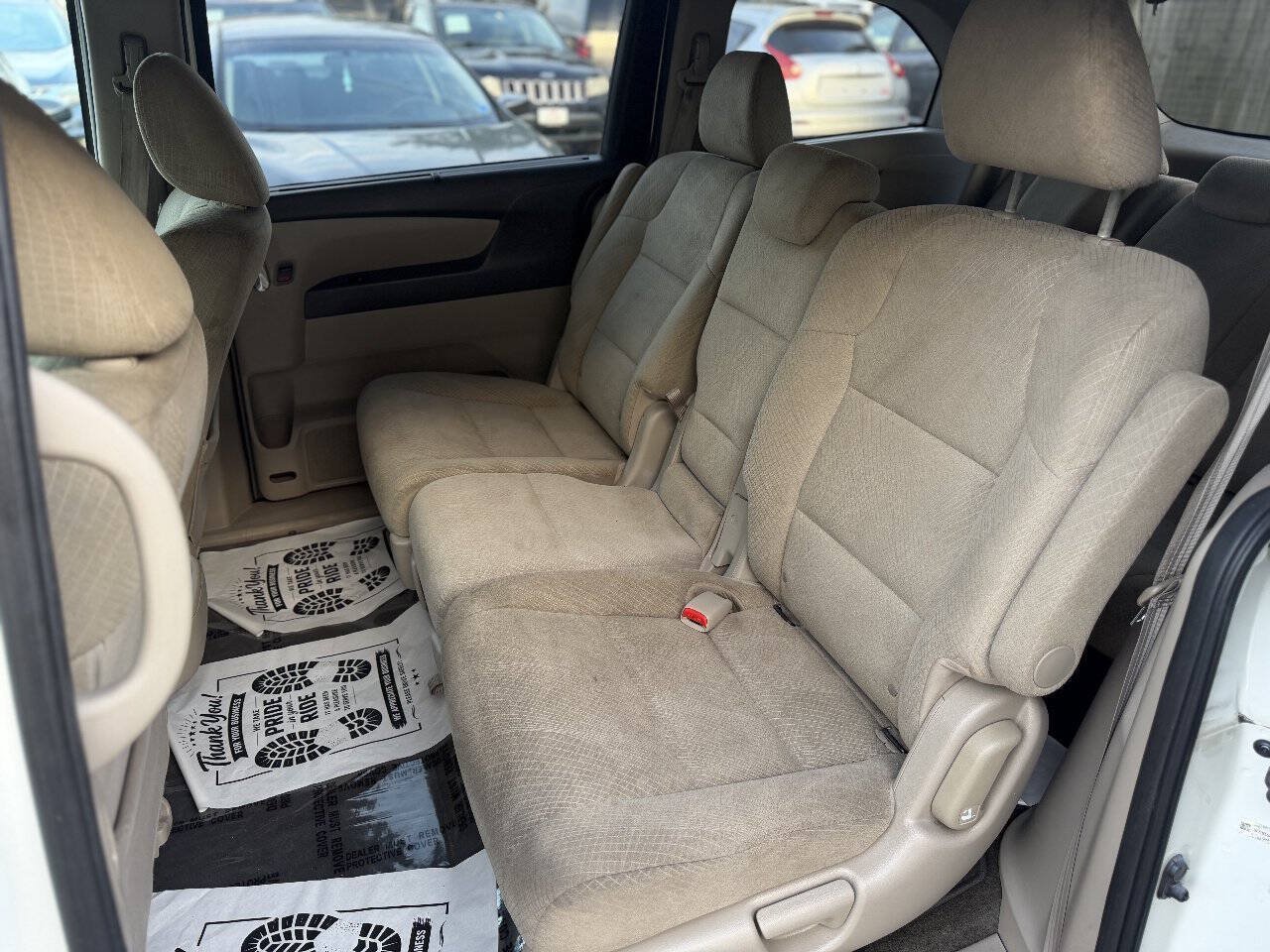 Used 2014 Honda Odyssey EX image 18