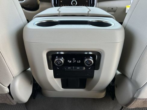 New 2026 GMC Yukon Denali AWD/4WD image 21