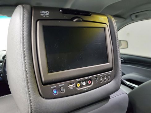 Used 2019 Chevrolet Suburban LT w/ Max Trailering Package image 30