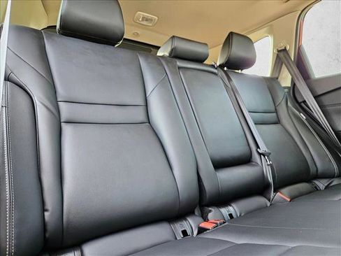 Used 2024 Nissan Rogue SL FWD image 19