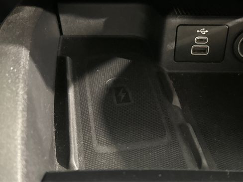 Used 2024 Ford Escape Platinum image 37