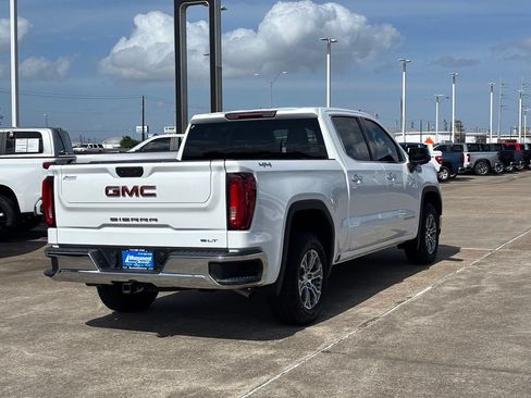 Used 2024 GMC Sierra 1500 SLT AWD/4WD image 24