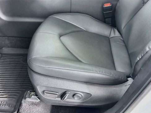 Used 2024 Toyota Grand Highlander AWD image 24