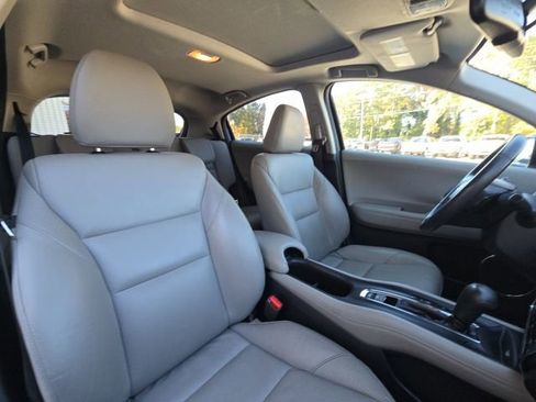 Used 2017 Honda HR-V EX-L image 15