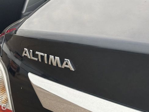 Used 2014 Nissan Altima 2.5 S FWD image 11