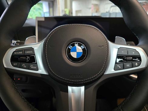 Used 2026 BMW X5 xDrive40i w/ M Sport Package AWD/4WD image 26