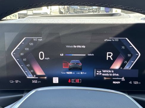 Certified 2025 BMW i4 xDrive40i AWD/4WD image 23