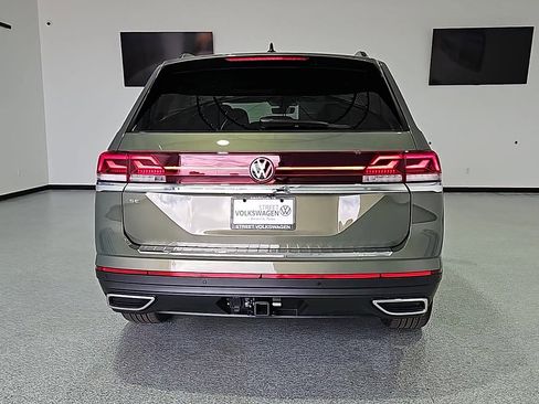 New 2026 Volkswagen Atlas SE FWD image 8