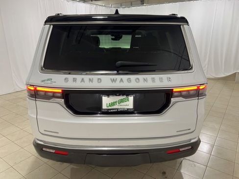 Used 2022 Jeep Grand Wagoneer Series I w/ Flexible Seating Group image 4