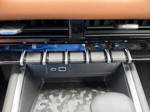 New 2026 GMC Canyon AT4 AWD/4WD image 14
