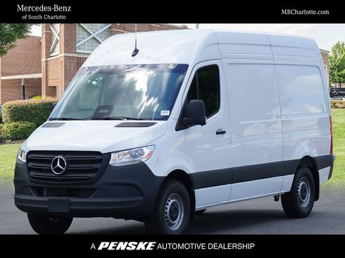 New 2025 Mercedes-Benz Sprinter 2500 image 1