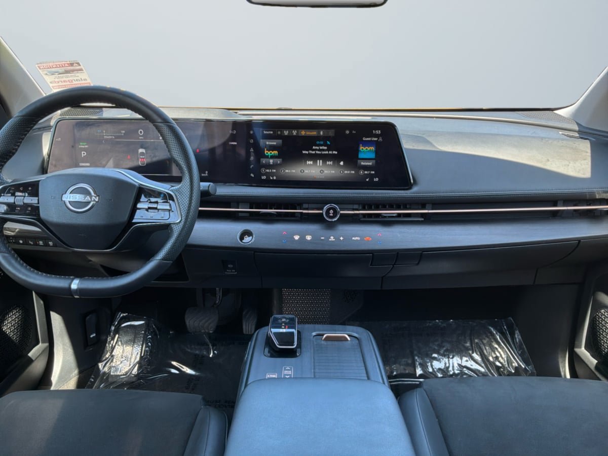 Used 2024 Nissan Ariya FWD image 10