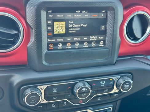 Used 2021 Jeep Wrangler Unlimited Rubicon image 22