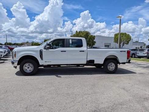 Used 2025 Ford F350 XL w/ XL Off-Road Package AWD/4WD image 7