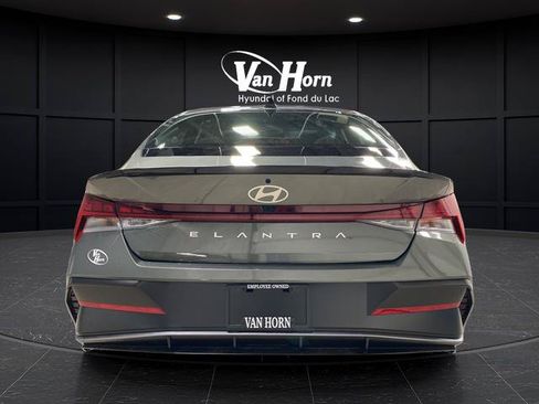 New 2026 Hyundai Elantra SEL Sport Premium FWD image 6