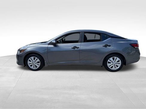 Used 2024 Nissan Sentra S w/ Trunk Package FWD image 4