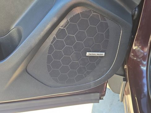 Used 2024 Subaru Ascent Touring w/ Popular Package #2 image 23